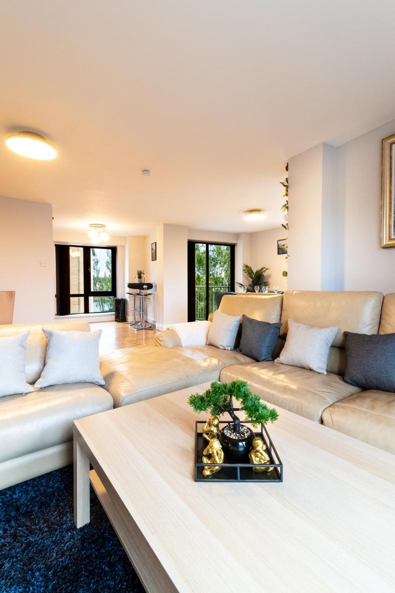 Belfast Quarters- Riverside Luaran gambar